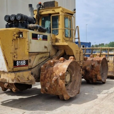 Caterpillar 816B LANDFILL COMPACTOR 15Z Service And Repair Manual